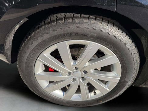 Used 2024 Land Rover Range Rover SE image 45