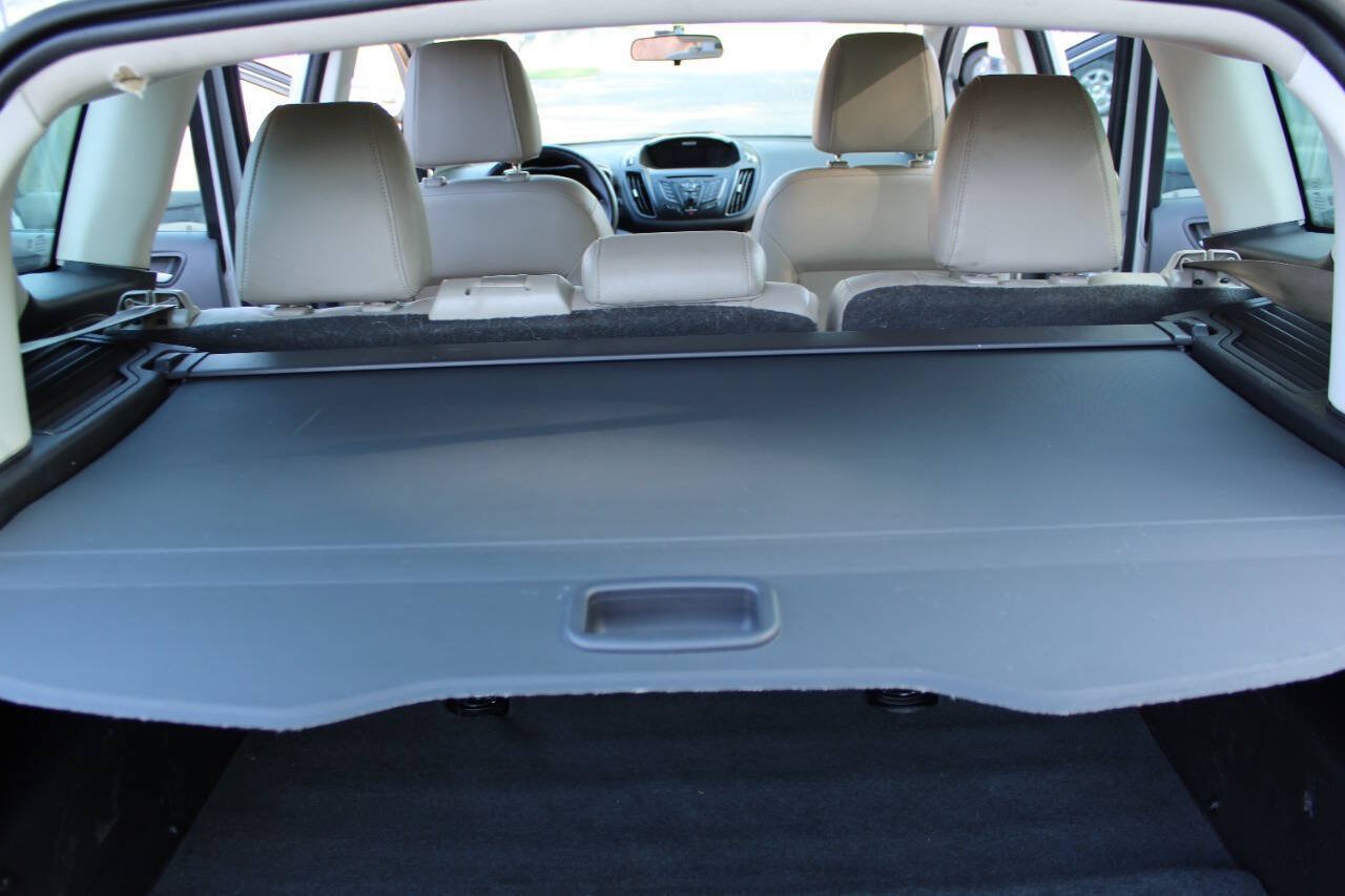 Used 2015 Ford C-MAX SE FWD image 17