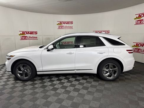 New 2026 Genesis GV70 2.5T Advanced w/ G1 Accessory Package AWD/4WD image 14