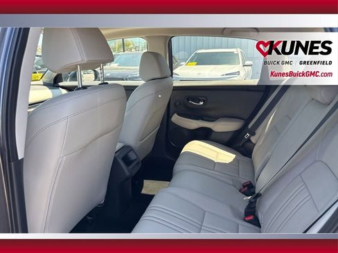 Used 2026 Honda HR-V EX-L image 32