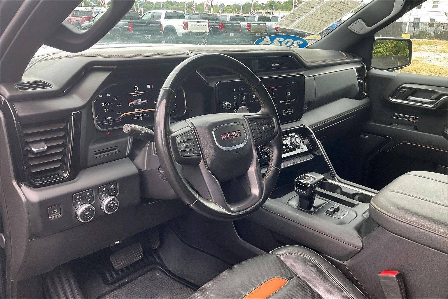 Used 2024 GMC Sierra 1500 AT4 w/ AT4 Preferred Package AWD/4WD image 15