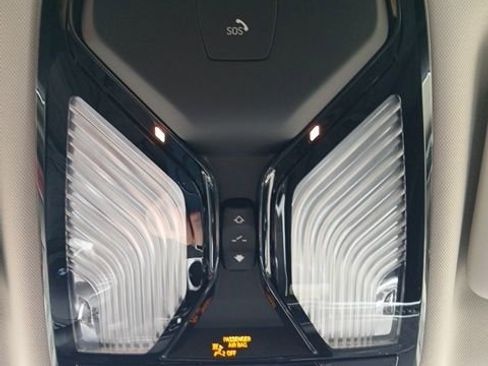 New 2026 BMW X7 xDrive40i image 29