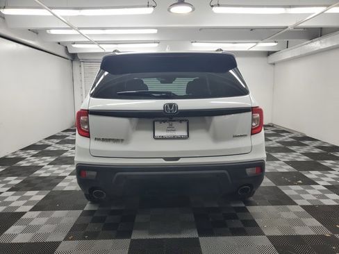 Certified 2021 Honda Passport Touring image 5
