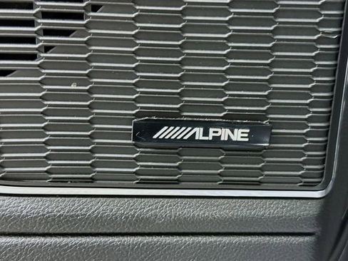 Used 2024 Jeep Grand Cherokee L Overland w/ Advanced Protech Group III image 18