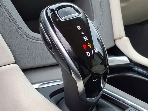 Used 2021 Cadillac XT5 Premium Luxury image 19