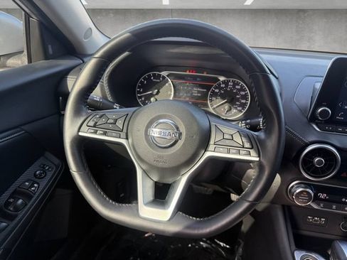 Used 2021 Nissan Sentra SV FWD image 22