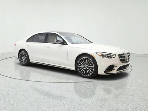 Certified 2023 Mercedes-Benz S 580 4MATIC Sedan image 3