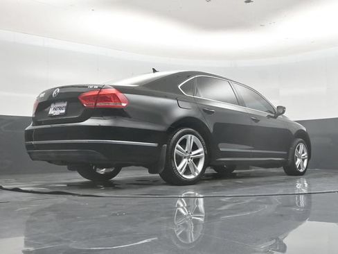 Used 2015 Volkswagen Passat 1.8T Sport FWD image 48