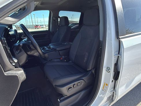 Used 2025 Chevrolet Silverado 1500 LT image 12