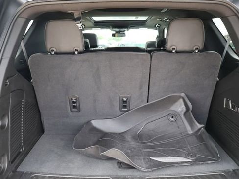 Used 2023 Chevrolet Tahoe LT w/ LT Signature Plus Package image 7