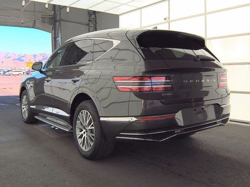 Used 2025 Genesis GV80 2.5T Standard AWD/4WD image 3