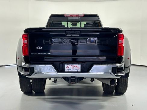 Used 2024 Chevrolet Silverado 3500 LT w/ Texas Edition AWD/4WD image 6