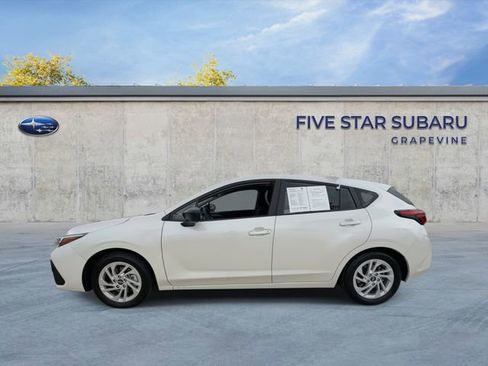 Certified 2025 Subaru Impreza 2.0i image 5