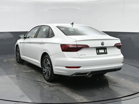 Used 2021 Volkswagen Jetta SEL Premium image 5