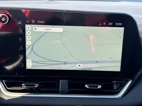 New 2026 Chevrolet Equinox LT w/ Convenience Package II image 18