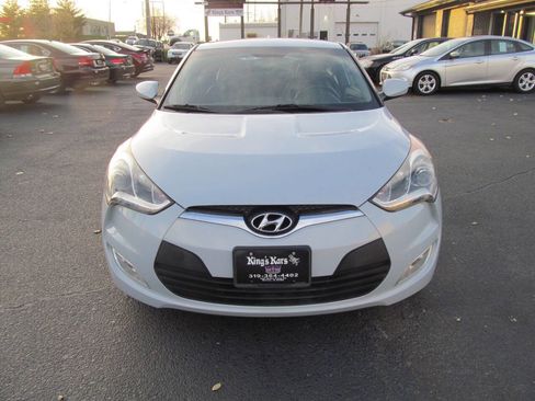 Used 2015 Hyundai Veloster RE:FLEX Edition image 8