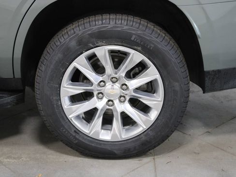 Used 2023 Chevrolet Tahoe Premier RWD image 18