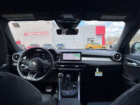 New 2026 Alfa Romeo Tonale Veloce w/ Quick Order Package 23H Volce image 13