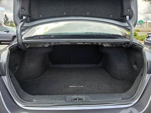 Used 2024 Nissan Sentra SV image 12
