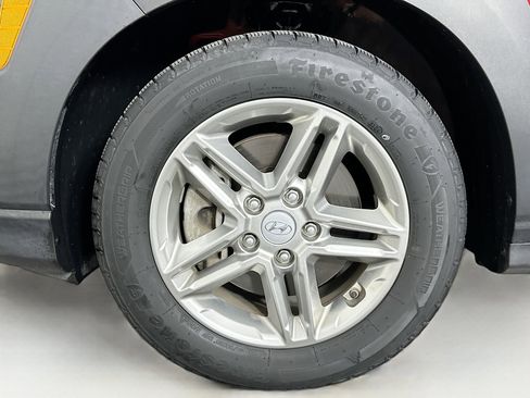 Used 2021 Hyundai Kona SE AWD/4WD image 11