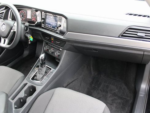 Certified 2021 Volkswagen Jetta S w/ Driver Assistance Package image 25