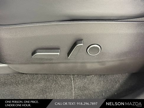 Used 2021 Tesla Model Y Long Range AWD/4WD image 20