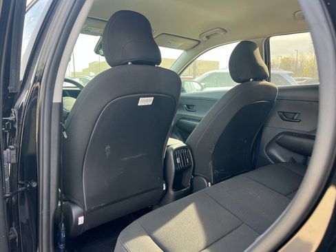 Used 2025 Hyundai Kona SEL image 16