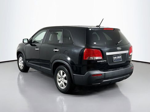 Used 2011 Kia Sorento LX image 5