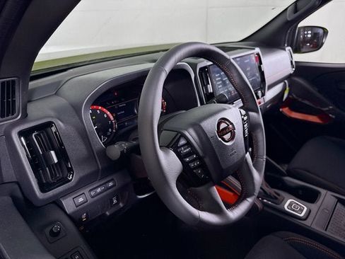 New 2026 Nissan Frontier PRO-4X w/ Pro-4x Convenience Package AWD/4WD image 9