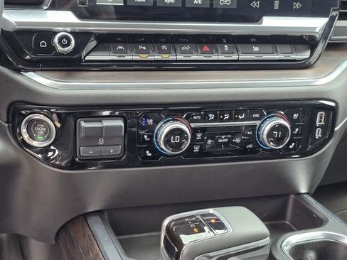 Used 2024 GMC Sierra 1500 SLT w/ SLT Premium Plus Package image 20