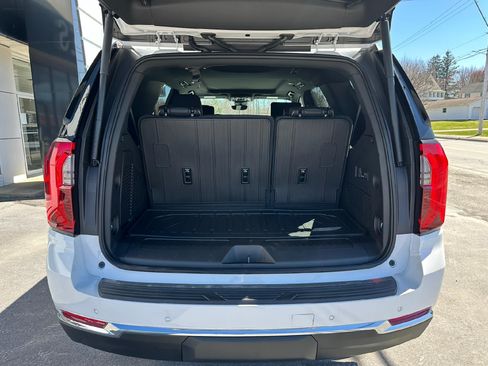New 2026 GMC Yukon Elevation w/ Elevation Premium Package AWD/4WD image 7
