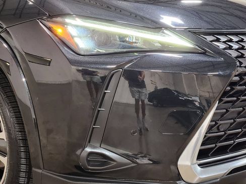 Used 2023 Lexus UX 250h FWD w/ Accessory Package (Z2) image 13