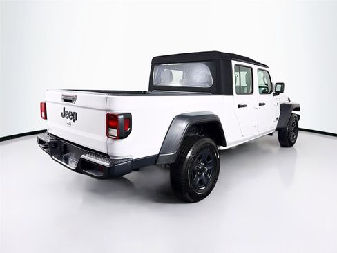 Used 2024 Jeep Gladiator Sport AWD/4WD image 7