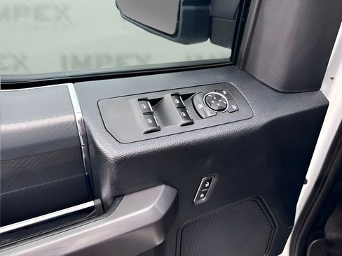 Used 2020 Ford F150 XLT w/ Equipment Group 302A Luxury AWD/4WD image 26