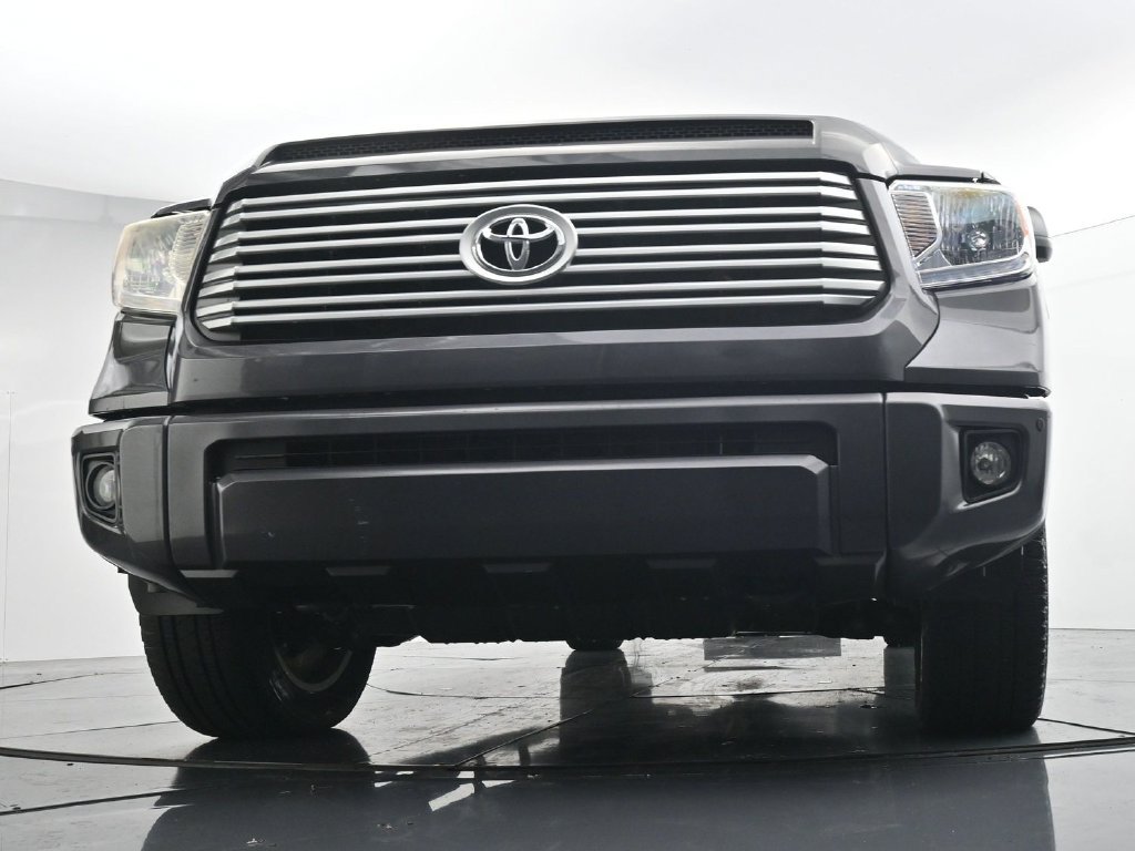 Used 2017 Toyota Tundra Platinum AWD/4WD image 33