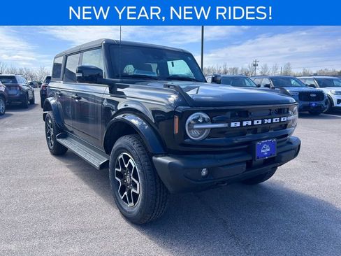 New 2025 Ford Bronco Outer Banks AWD/4WD image 8
