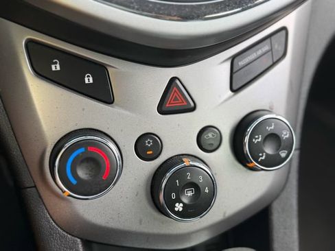 Used 2020 Chevrolet Sonic LT FWD image 24