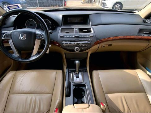 Used 2011 Honda Accord EX-L image 13