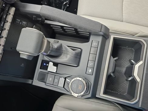 New 2026 Toyota Tacoma Limited AWD/4WD image 24
