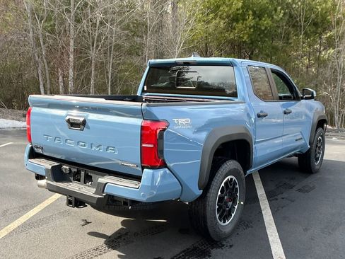 New 2026 Toyota Tacoma TRD Off-Road w/ TRD Off Road Upgrade Package AWD/4WD image 5