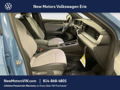 New 2026 Volkswagen Tiguan SE R-Line AWD/4WD image 13