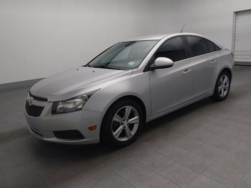 Used 2014 Chevrolet Cruze LT image 2