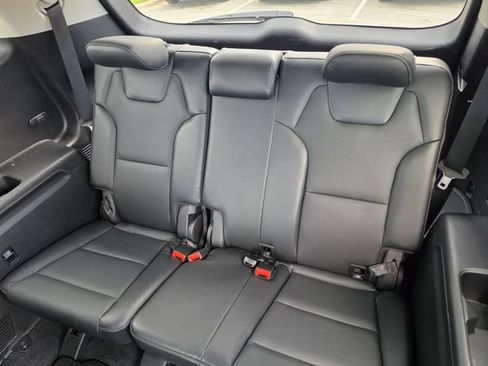 Certified 2025 Kia Telluride S FWD image 13