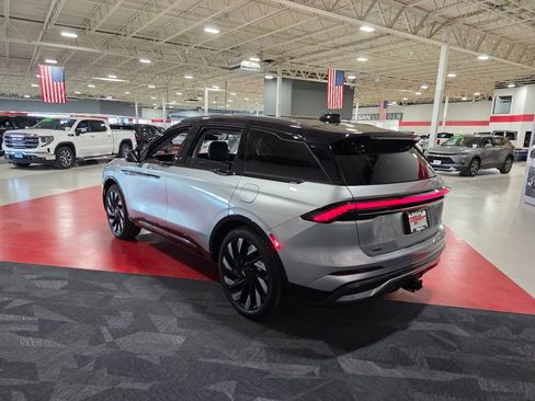 New 2026 Lincoln Nautilus Reserve image 7