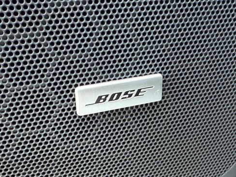 Used 2017 Chevrolet Bolt Premier w/ Driver Confidence II Package image 9