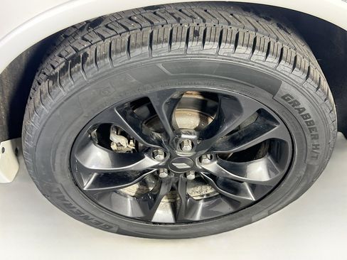 Used 2022 Dodge Durango R/T w/ Blacktop Package image 33