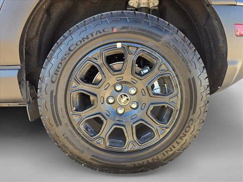 New 2025 Ford Bronco Sport Badlands image 10