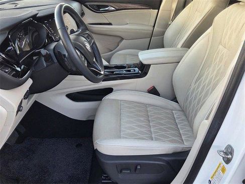 Certified 2022 Buick Envision Avenir w/ Technology Package II image 9