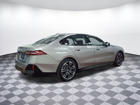 New 2026 BMW 530i xDrive w/ M Sport Package AWD/4WD image 8