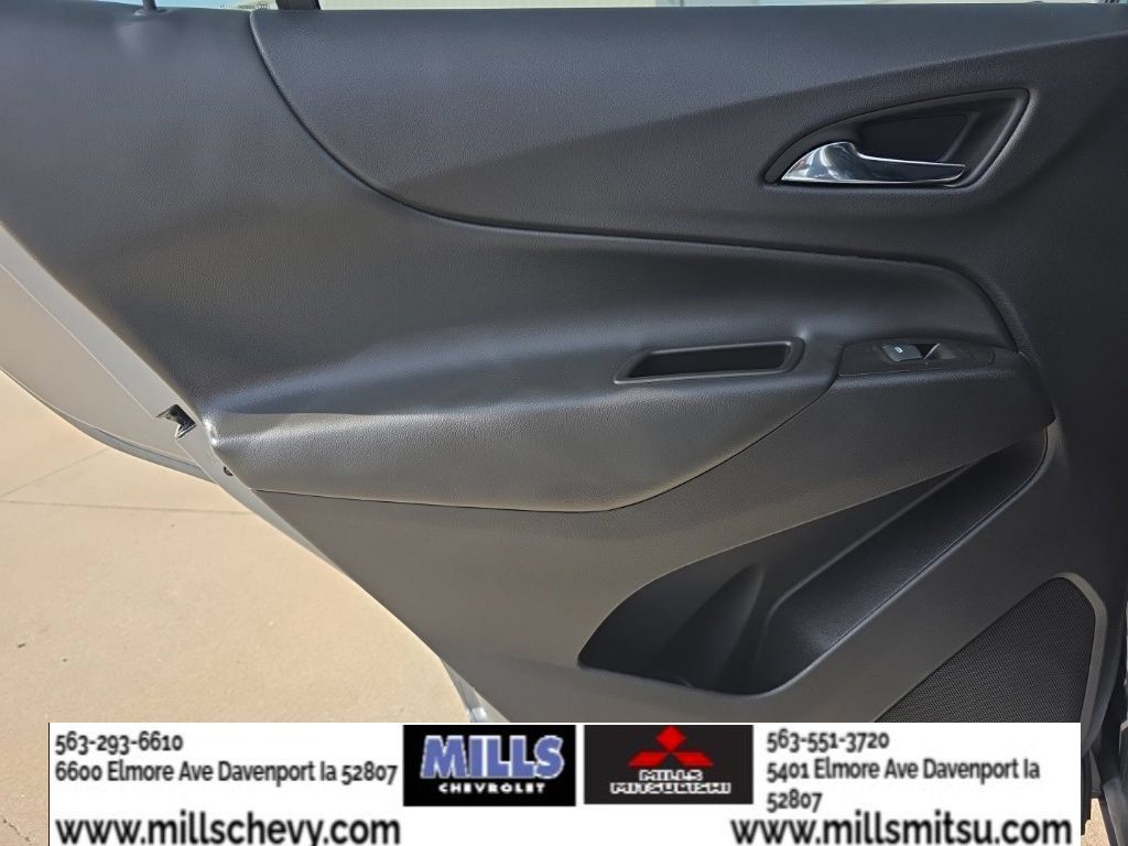 Used 2024 Chevrolet Equinox LT AWD/4WD image 15